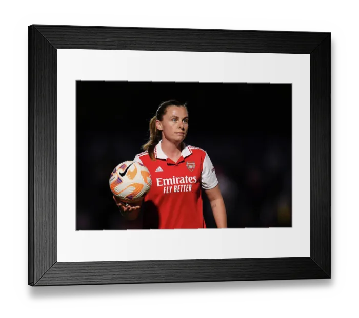 Framed Print : Arsenal's Noelle Maritz Readies for Crucial Throw-In in FA WSL Clash: Arsenal Women vs Leicester City