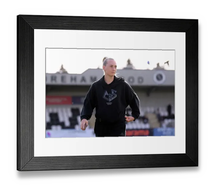 Framed Print : Stina Blackstenius Prepares for Arsenal's FA WSL Showdown against Leicester City at Meadow Park