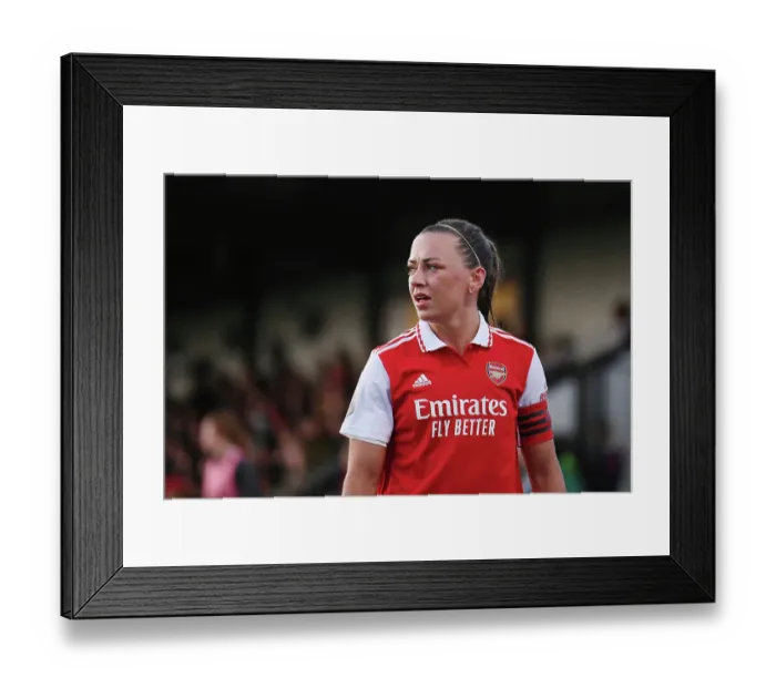 Framed Print : Arsenal's McCabe in Deep Focus: FA Women's Super League Showdown Against Leicester City Framed Print : Arsenal's McCabe in Deep Focus: FA Women's Super League Showdown Against Leicester City