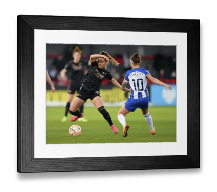 Framed Print : Brighton vs. Arsenal: A Tight FA Women's Super League Battle (2022-23) Framed Print : Brighton vs. Arsenal: A Tight FA Women's Super League Battle (2022-23)