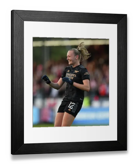 Framed Print : Frida Maanum's Dramatic Hat-Trick: Arsenal Women Secure Victory Over Brighton & Hove Albion