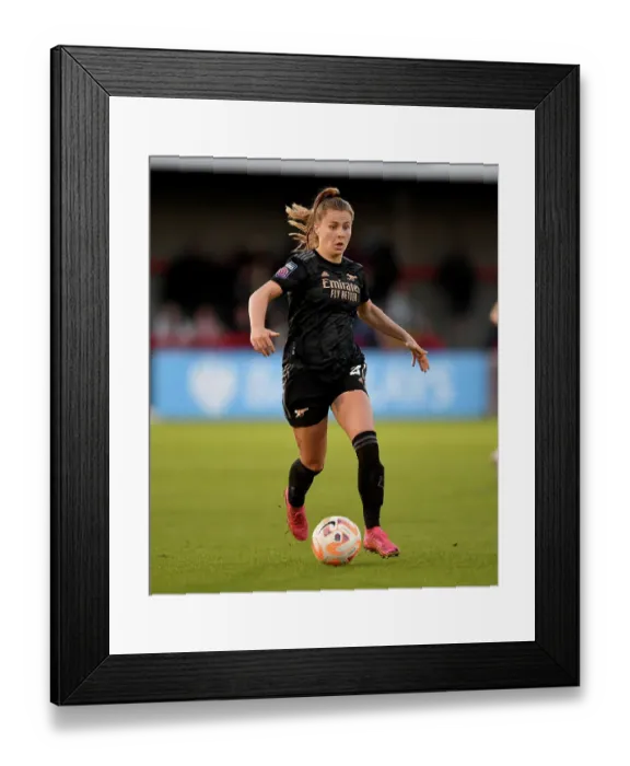 Framed Print : Arsenal's Victoria Pelova in Action against Brighton & Hove Albion in FA Women's Super League (2022-23) Framed Print : Arsenal's Victoria Pelova in Action against Brighton & Hove Albion in FA Women's Super League (2022-23)