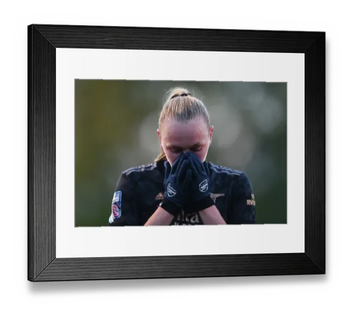 Framed Print : Arsenal vs. Brighton & Hove Albion: FA Women's Super League Showdown at Broadfield Stadium