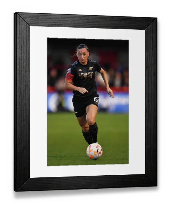 Framed Print : Arsenal's Katie McCabe Sprints Past Brighton Defenders in FA Women's Super League Clash