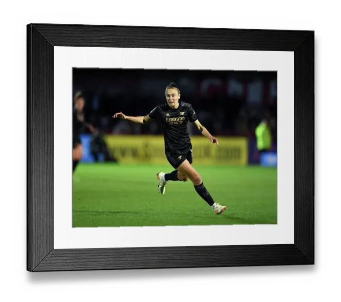 Framed Print : Arsenal vs. Brighton & Hove Albion: FA Women's Super League Clash Framed Print : Arsenal vs. Brighton & Hove Albion: FA Women's Super League Clash