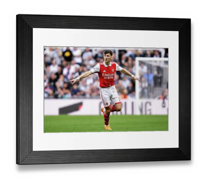 Framed Print : Arsenal's Kieran Tierney in Action Against Newcastle United - Premier League 2022-23 Framed Print : Arsenal's Kieran Tierney in Action Against Newcastle United - Premier League 2022-23