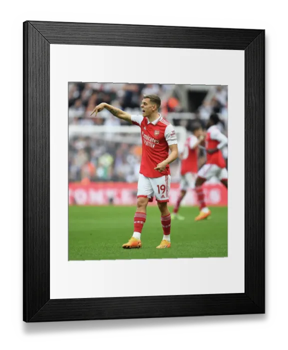 Framed Print : Arsenal's Leandro Trossard in Action against Newcastle United - Premier League 2022-23
