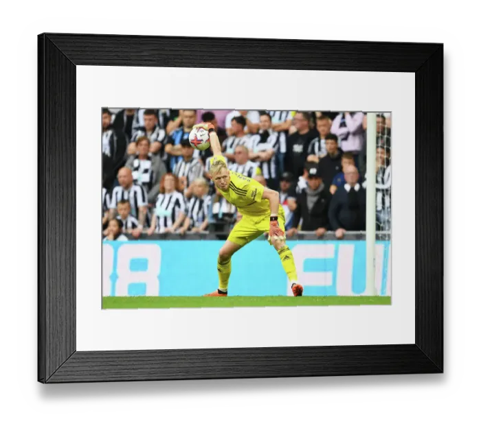Framed Print : Arsenal's Aaron Ramsdale at Newcastle United: Premier League Clash, May 2023