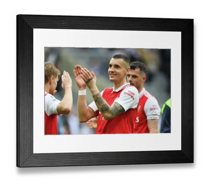 Framed Print : Arsenal's Jakub Kiwior Applauding Fans: Newcastle United vs Arsenal, Premier League 2022-23 Framed Print : Arsenal's Jakub Kiwior Applauding Fans: Newcastle United vs Arsenal, Premier League 2022-23