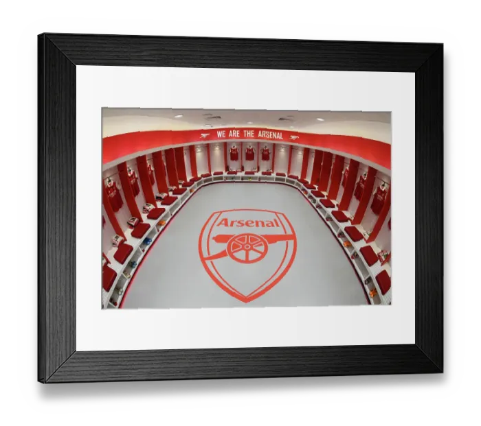 Framed Print : Behind the Scenes: Arsenal FC Changing Room Before Arsenal v Chelsea (2022-23)