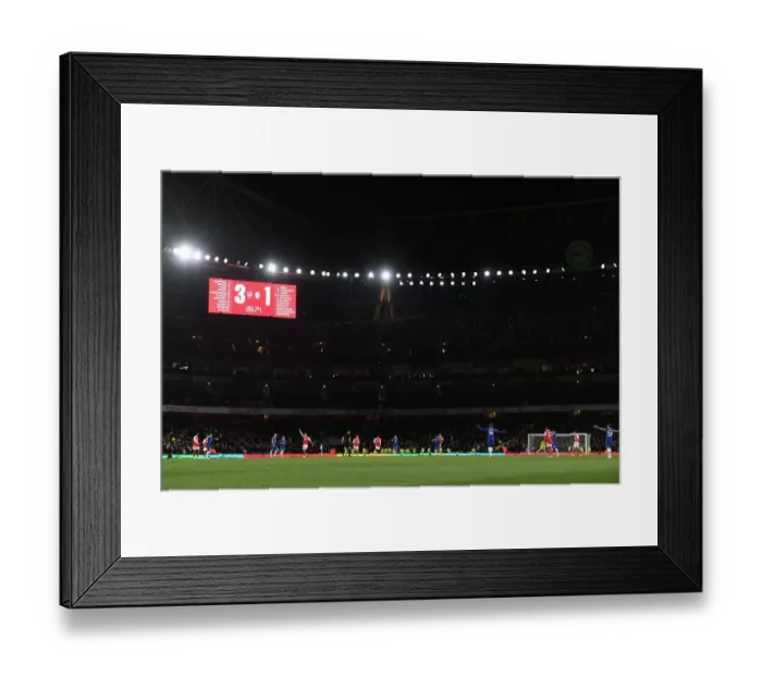 Framed Print : Arsenal 3-1 Chelsea: Premier League Showdown at Emirates Stadium