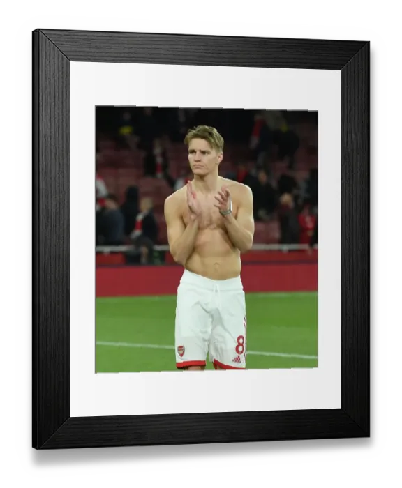 Framed Print : Arsenal FC v Chelsea FC - Premier League