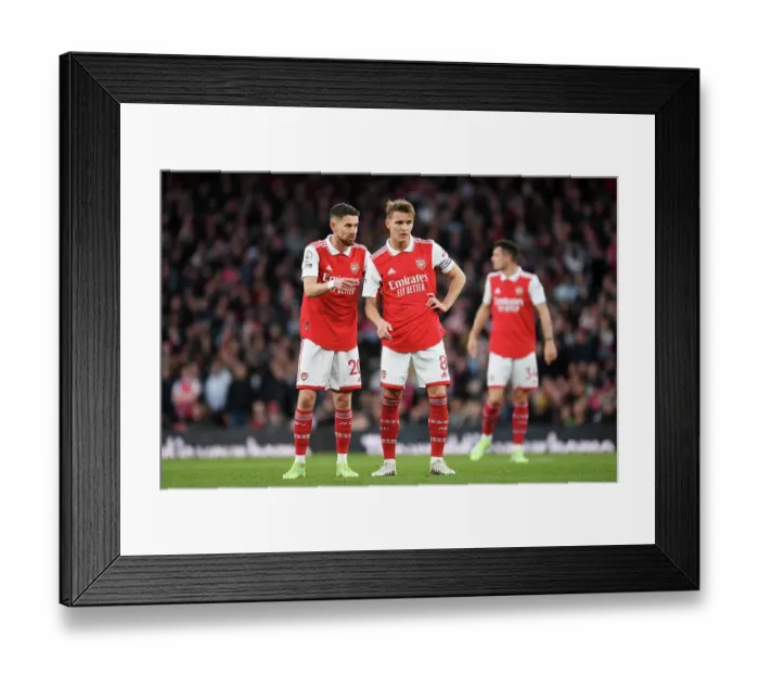 Framed Print : Arsenal's Jorginho and Odegaard: A Moment of Connection Amidst the Arsenal v Chelsea Rivalry (2022-23) Framed Print : Arsenal's Jorginho and Odegaard: A Moment of Connection Amidst the Arsenal v Chelsea Rivalry (2022-23)
