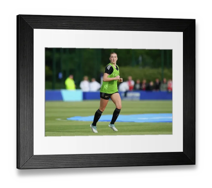 Framed Print : Arsenal Women Prepare for Everton FC Showdown in FA Women's Super League