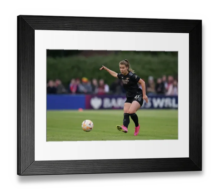Framed Print : Arsenal Women Take on Everton FC in FA Women's Super League Showdown Framed Print : Arsenal Women Take on Everton FC in FA Women's Super League Showdown