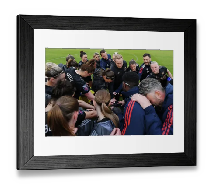 Framed Print : Arsenal Women Celebrate Victory Over Everton FC in FA Women's Super League