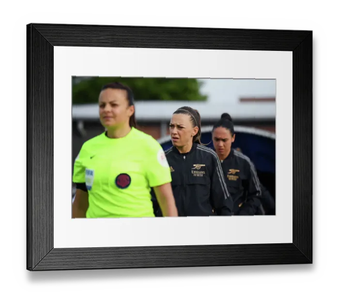 Framed Print : Katie McCabe: Arsenal Women's Captain Leads the Team Against Everton in FA Super League