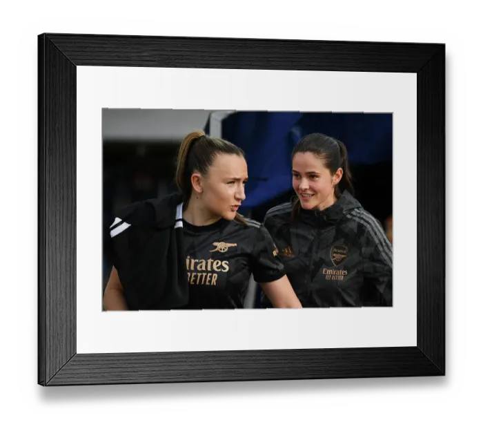 Framed Print : Arsenal Women Prepare for FA Women's Super League Clash Against Everton (May 2023)
