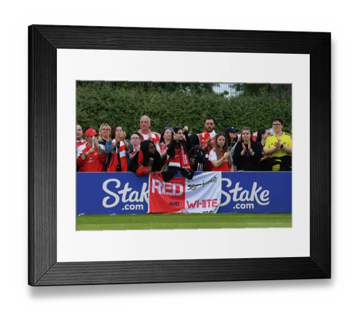 Framed Print : Arsenal Fans Unite: Everton vs. Arsenal - FA Women's Super League 2022-23 Framed Print : Arsenal Fans Unite: Everton vs. Arsenal - FA Women's Super League 2022-23