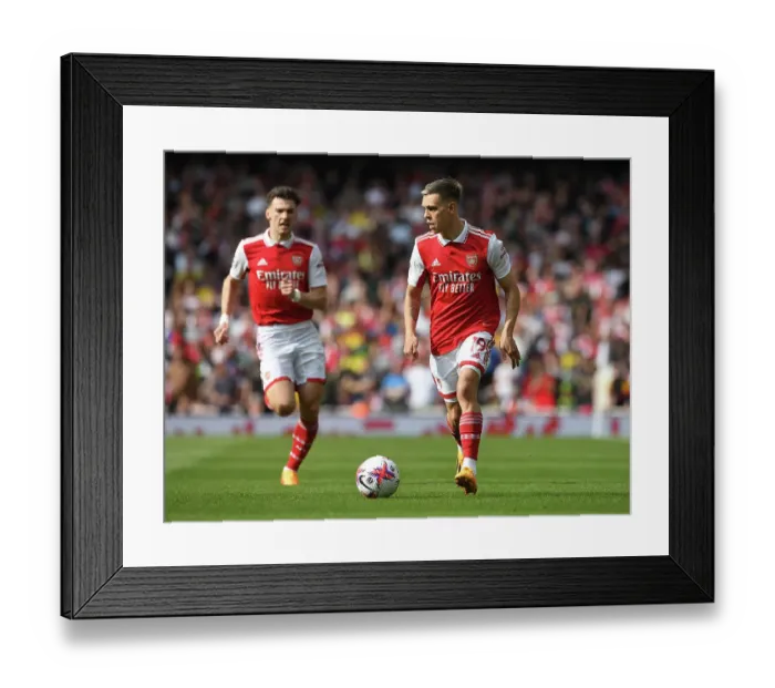 Framed Print : Arsenal vs Brighton: Trossard in Action - Premier League 2022-23