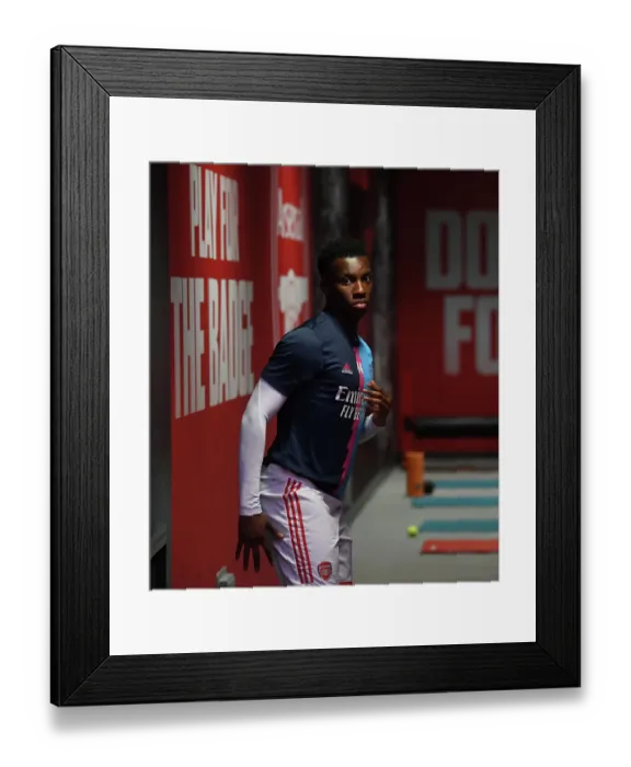 Framed Print : Arsenal's Eddie Nketiah Prepares for Arsenal v Brighton & Hove Albion in Premier League 2022-23