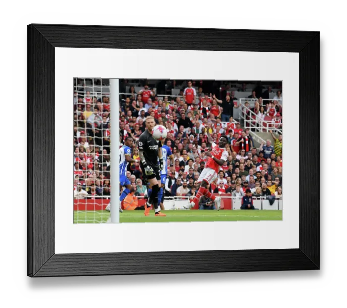 Framed Print : Arsenal's Bukayo Saka Misses Opportunity Against Brighton in 2022-23 Premier League Framed Print : Arsenal's Bukayo Saka Misses Opportunity Against Brighton in 2022-23 Premier League