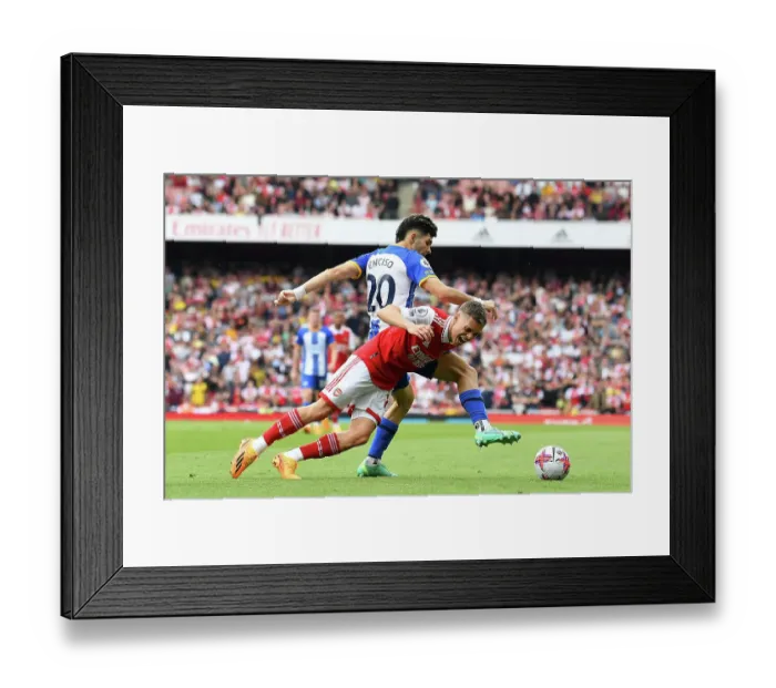 Framed Print : Clash at Emirates: Arsenal vs Brighton & Hove Albion, 2022-23 Premier League