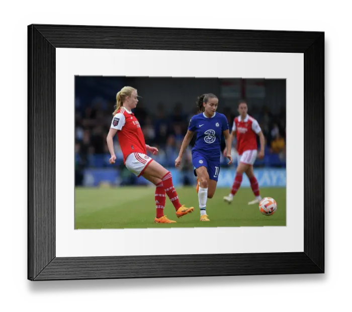 Framed Print : Arsenal vs. Chelsea: Women's Super League Showdown at Kingsmeadow
