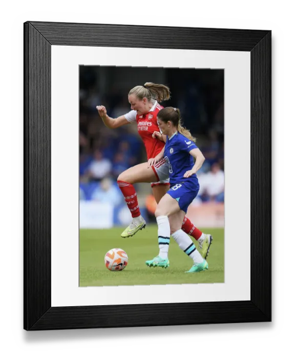 Framed Print : Battle for Possession: Chelsea Women vs. Arsenal Women - FA Women's Super League (2022-23) Framed Print : Battle for Possession: Chelsea Women vs. Arsenal Women - FA Women's Super League (2022-23)