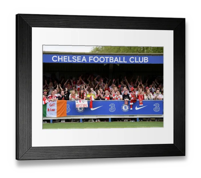 Framed Print : Arsenal Fans Rally at Chelsea vs Arsenal: FA Women's Super League Showdown, Kingston upon Thames (2022-23)