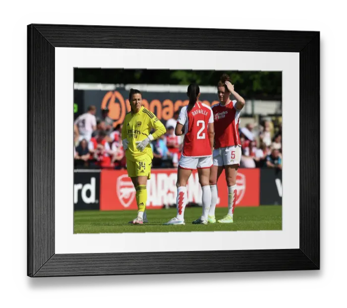 Framed Print : Arsenal Women vs Aston Villa: FA Women's Super League Showdown at Meadow Park
