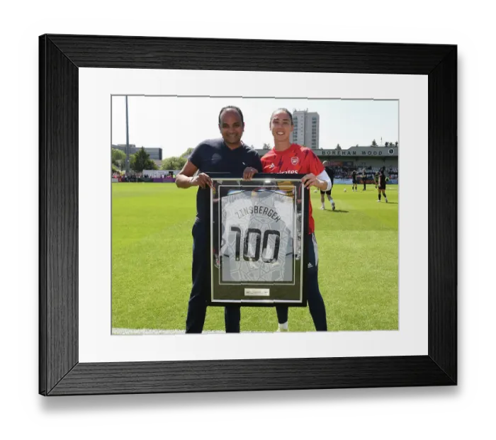 Framed Print : Arsenal's Manuela Zinsberger Celebrates 100th Appearance Against Aston Villa