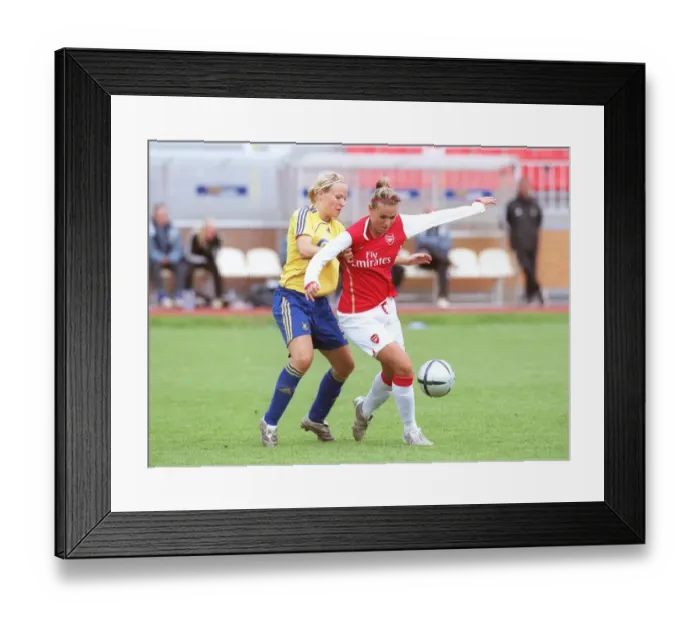 Framed Print : Julie Fleeting (Arsenal) Malene Olsen (Brondby)