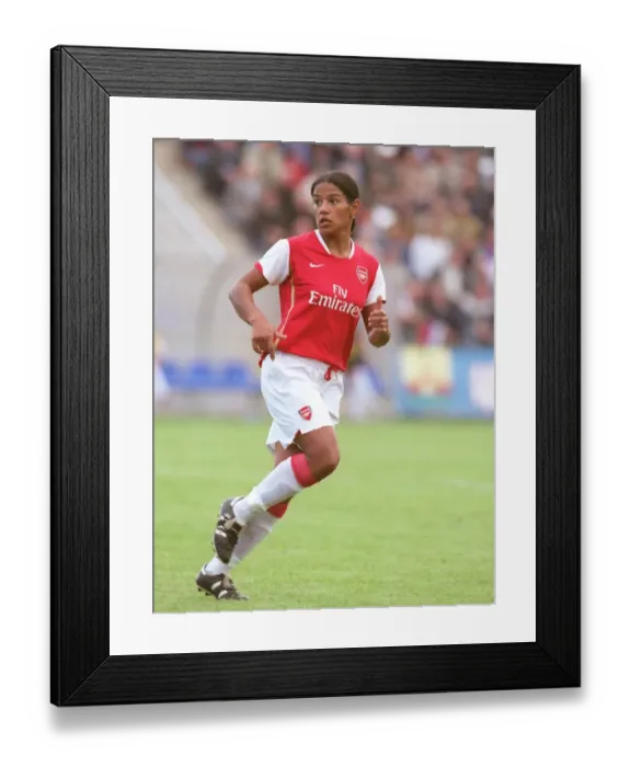 Framed Print : Arsenal's Mary Philip Scores Five in Thrilling 4:5 Victory over WFC Rossiyanka in Women's UEFA Cup