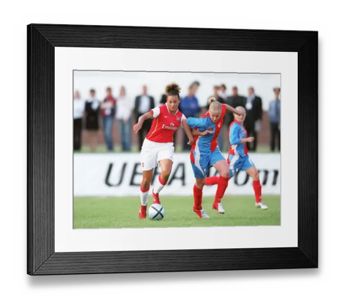 Framed Print : Lianne Sanderson (Arsenal) Ksenis Tsybutovich (Rossiyanka) Framed Print : Lianne Sanderson (Arsenal) Ksenis Tsybutovich (Rossiyanka)