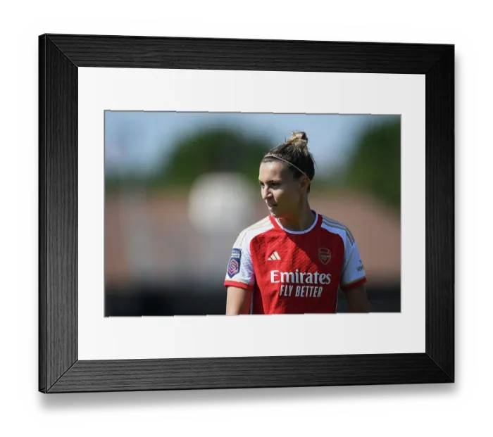 Framed Print : Arsenal Women vs Aston Villa: FA Women's Super League Showdown at Meadow Park