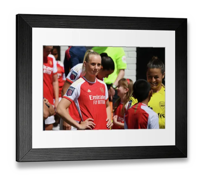 Framed Print : Arsenal's Stina Blackstenius: Pre-Match Focus before Clash against Aston Villa