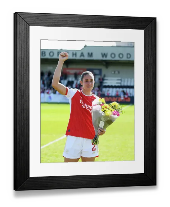 Framed Print : Arsenal's Rafaelle Bids Farewell: Arsenal Women vs Aston Villa, FA Women's Super League