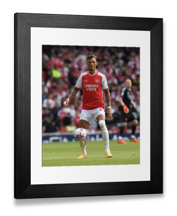 Framed Print : Arsenal's Ben White Stands Firm: Intense Battle Against Wolverhampton Wanderers in 2022-23 Premier League Framed Print : Arsenal's Ben White Stands Firm: Intense Battle Against Wolverhampton Wanderers in 2022-23 Premier League