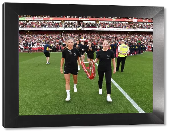 Arsenal FC Lift FA Women's League Cup Against Wolverhampton Wanderers (2022-23)
