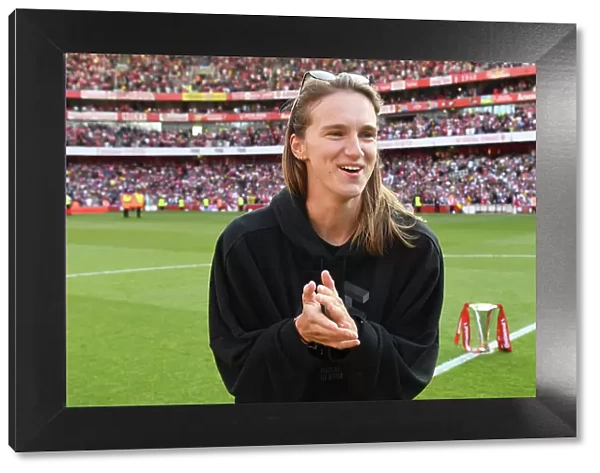 Arsenal's Vivianne Miedema Applauding Fans after Arsenal v Wolverhampton Wanderers in 2022-23 Premier League