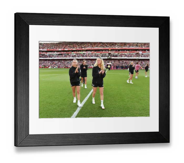 Framed Print : Arsenal Players Applaud Fans: Arsenal FC vs. Wolverhampton Wanderers, Premier League 2022-23