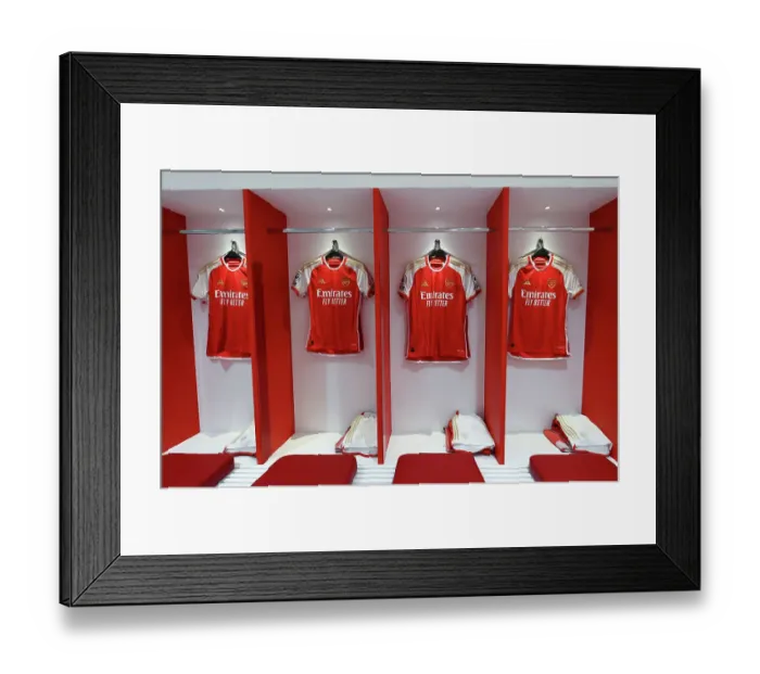 Framed Print : Arsenal Dressing Room: Pre-Match Preparation vs. Wolverhampton Wanderers (2022-23)