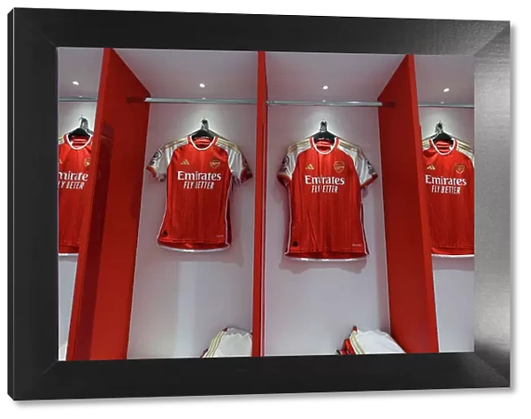 Arsenal Dressing Room: Pre-Match Preparation vs. Wolverhampton Wanderers (2022-23)