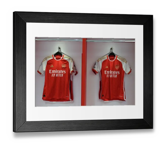 Framed Print : Arsenal Dressing Room: Pre-Match Focus against Wolverhampton Wanderers (2022-23) Framed Print : Arsenal Dressing Room: Pre-Match Focus against Wolverhampton Wanderers (2022-23)