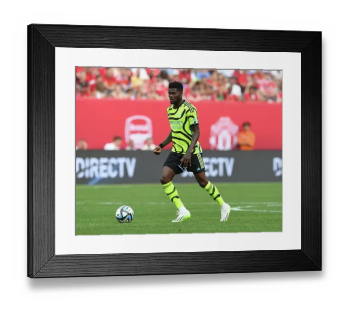 Framed Print : Arsenal vs Manchester United: Thomas Partey Shines in Pre-Season Clash at MetLife Stadium (2023-24)