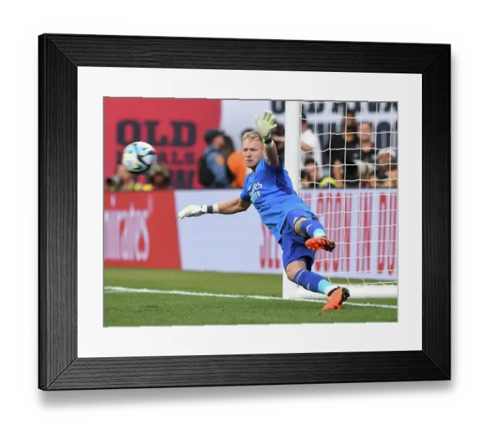 Framed Print : Arsenal vs Manchester United: Pre-Season Clash at MetLife Stadium (2023) Framed Print : Arsenal vs Manchester United: Pre-Season Clash at MetLife Stadium (2023)