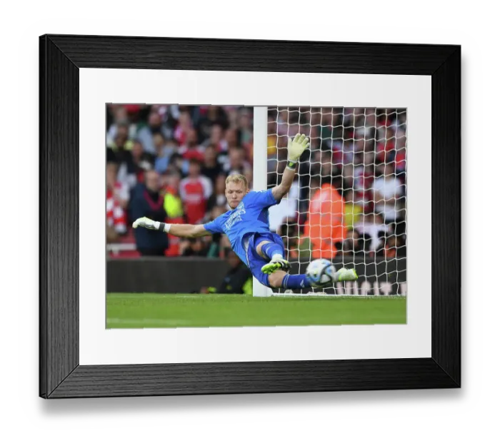 Framed Print : Arsenal's Ramsdale Impresses in Emirates Cup Debut: Arsenal 1-1 AS Monaco (2023-24) Framed Print : Arsenal's Ramsdale Impresses in Emirates Cup Debut: Arsenal 1-1 AS Monaco (2023-24)