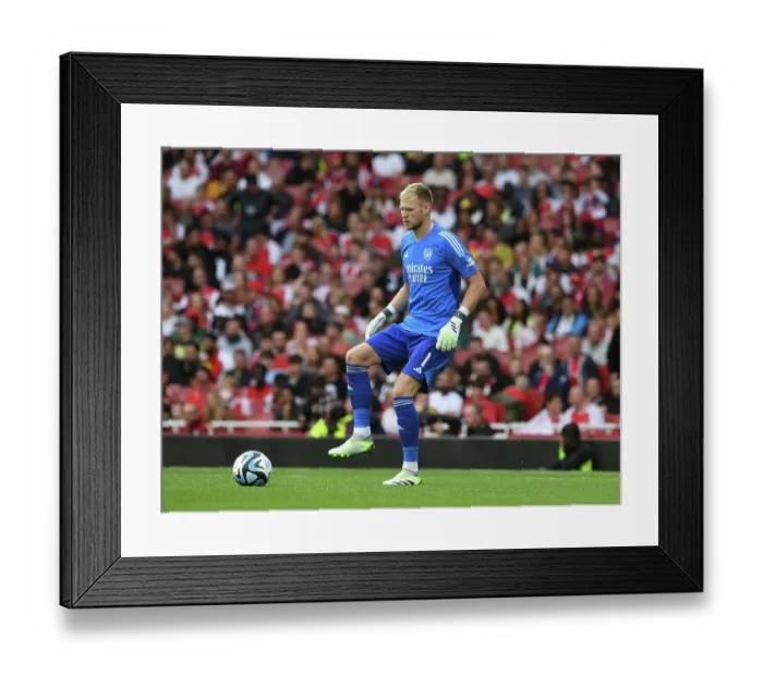 Framed Print : Arsenal vs AS Monaco: 2023-24 Emirates Cup Clash - Aaron Ramsdale in Action