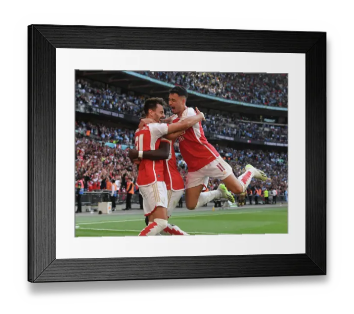 Framed Print : Arsenal Clinch Community Shield: Fabio Vieira's Penalty Secures Dramatic Victory over Manchester City (2023-24) Framed Print : Arsenal Clinch Community Shield: Fabio Vieira's Penalty Secures Dramatic Victory over Manchester City (2023-24)